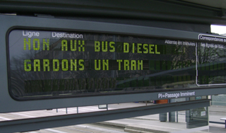 Non aux bus  diesel, gardons un tram à Caen Non aux bus diesel, gardons un tram à Caen